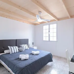  Habitación en casa particular Downtown Share España